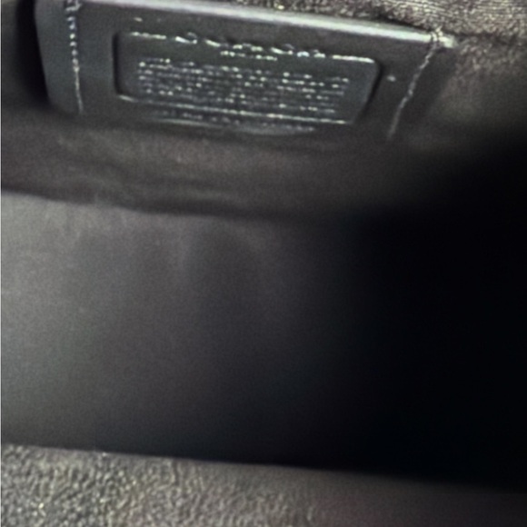 COACH Dylan Tote W Coach Hangtag & Guitar Strap - Picture 4 of 4